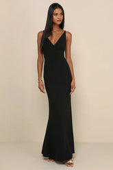 Melora Black Sleeveless Maxi Dress