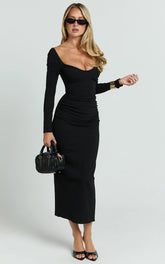 Long Sleeve Sweetheart Neck Bodycon Dress in Black